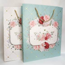 Пакет подарочный 26*32 "Нежный букет", 4 цвета (1/12)																														